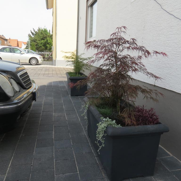 House Apartment *